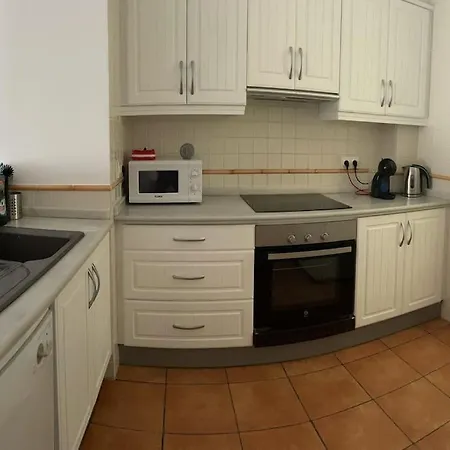Apartament Nova Golf, Met &