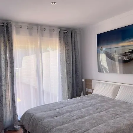 Nova Golf, Met & Appartement Oliva