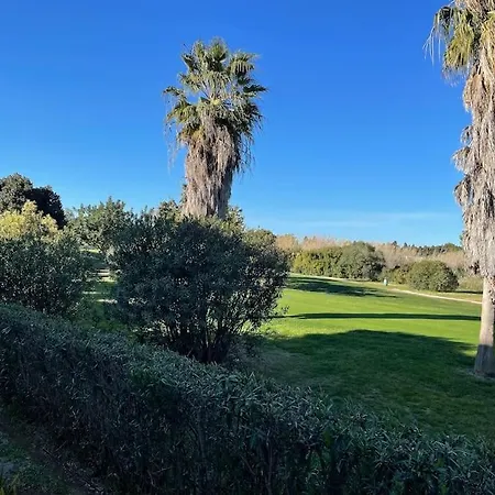 Nova Golf, Met & Apartment *